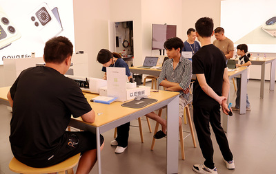 鳳崗“以舊換新”火熱進行，數碼產品市場供需兩旺